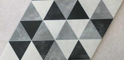 DIAMOND TRIAΝGLE CONCRETE 70x40cm A' ΔΙΑΛΟΓΗΣ